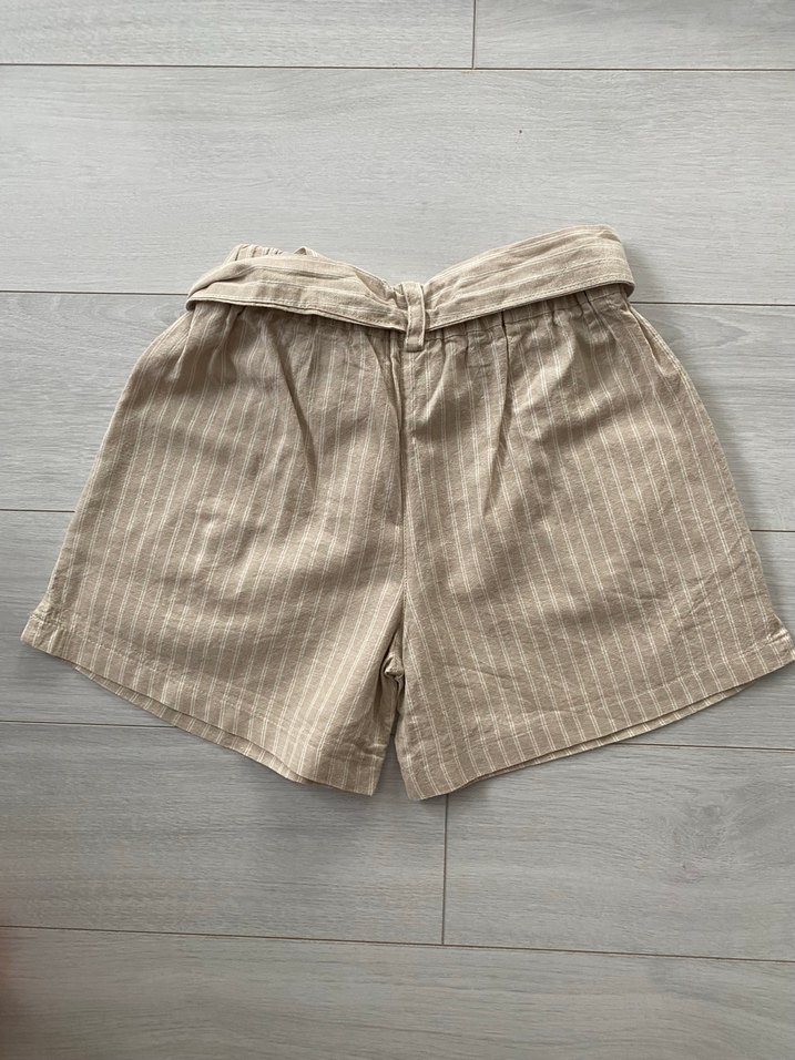 Kız çocuk keten şort - Görsel 4