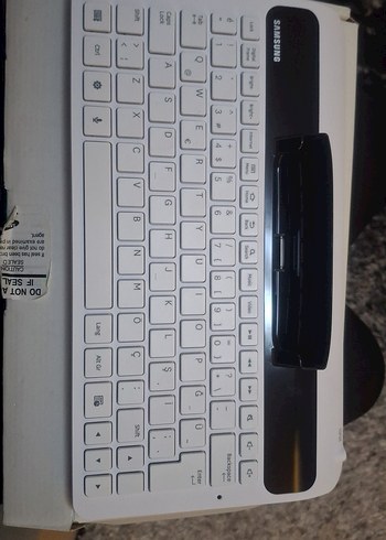 Samsung Galaxy Tab Klavye Dock Beyaz - Görsel 2