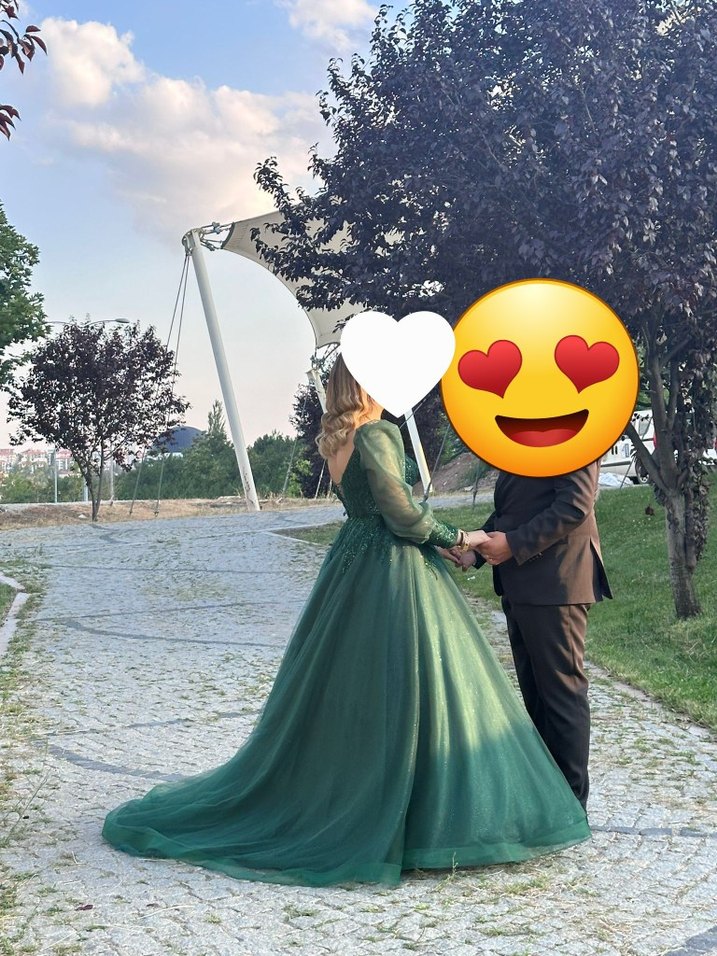 Uzun Kollu V Yaka Yeşil Drape Abiye Elbise - Görsel 4