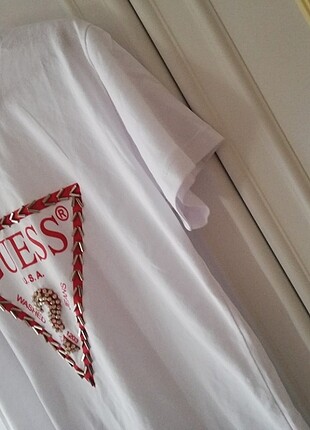 GUESS T-SHİRT