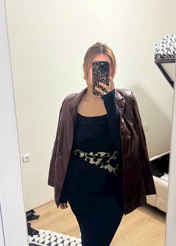 Kahverengi Deri Kemerli Kadın Ceket - Görsel 2