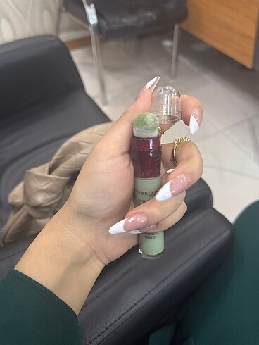 xs Beden Göz altı kapatıcı
