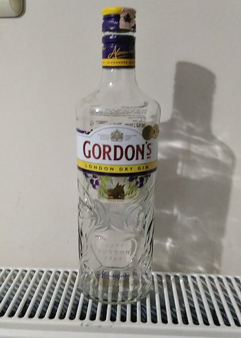 Gordon's London Dry Gin koleksiyonluk şişe - Görsel 2