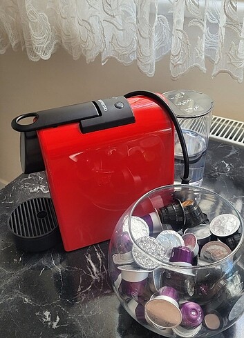 Nespresso Essenza Mini D30 Red Kahve
Makinesi, Kırmızı - Görsel 3