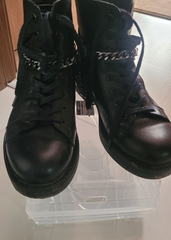 Siyah hakiki deri bot  - Görsel 2