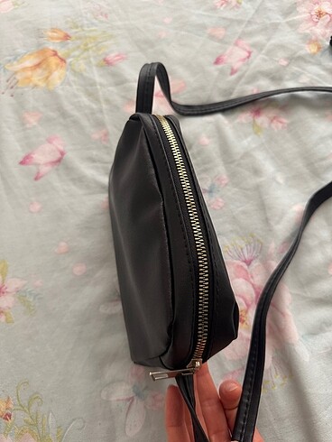  Beden siyah Renk Siyah askılı çanta