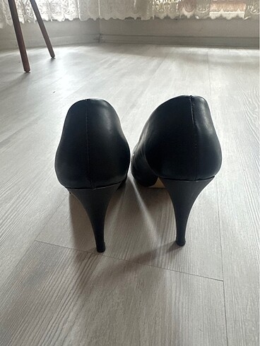 38 Beden siyah Renk Siyah ince topuk stiletto