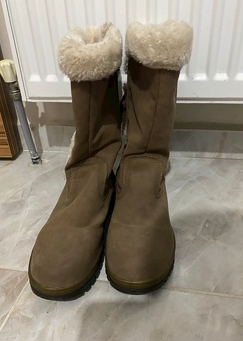 Bej Süet Kürklü Dolgu Topuklu Kadın Bot - Görsel 2