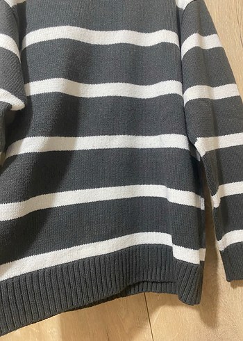 Gri Çizgili Boğazlı Örgü  Erkek Kazak - Görsel 3