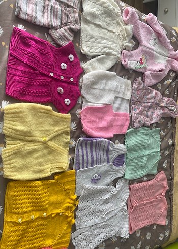 Kız Çocuk Pastel Renkli Örgü yelekler - Görsel 2