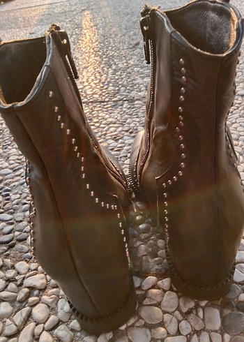 Siyah Deri Rock Punk Kadın Bot - Görsel 6