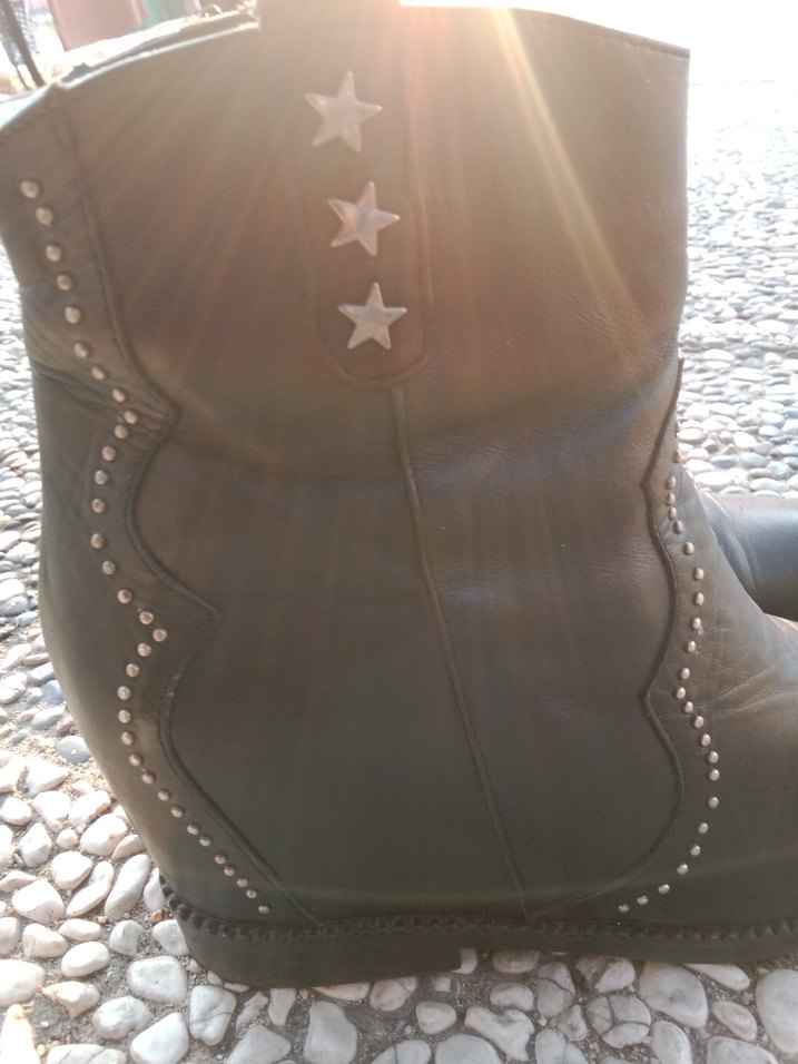 Siyah Deri Rock Punk Kadın Bot - Görsel 4