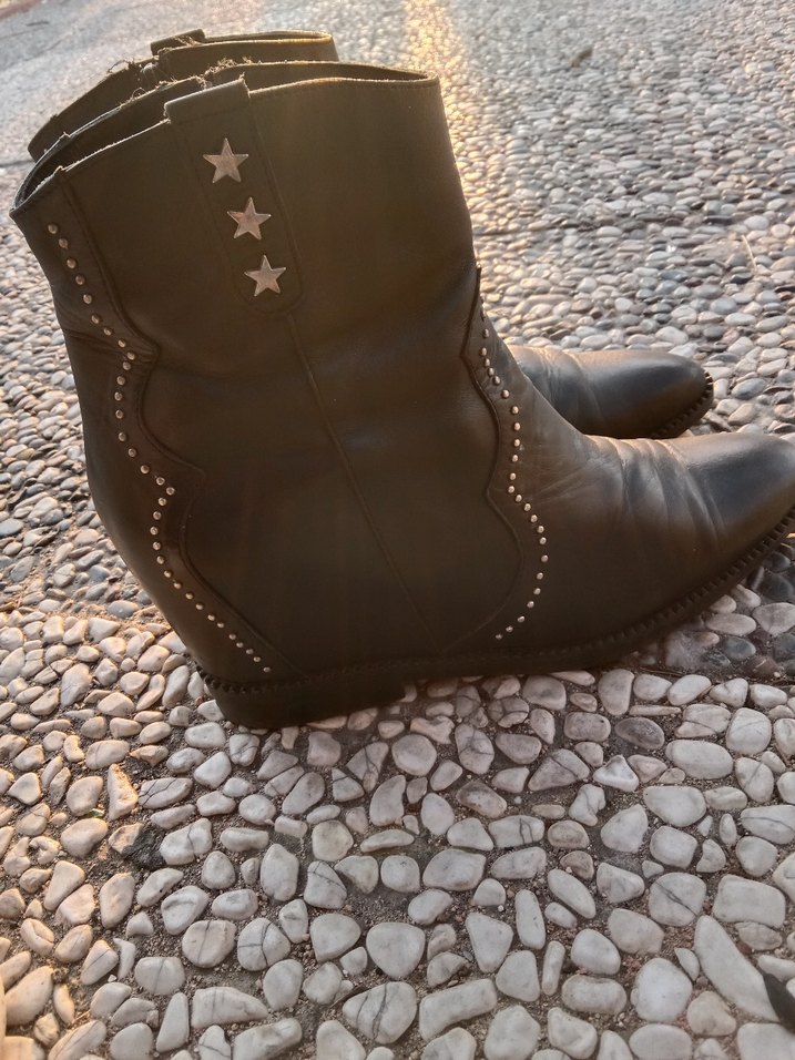 Siyah Deri Rock Punk Kadın Bot - Görsel 3