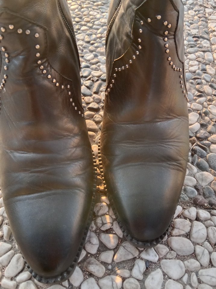 Siyah Deri Rock Punk Kadın Bot - Görsel 2