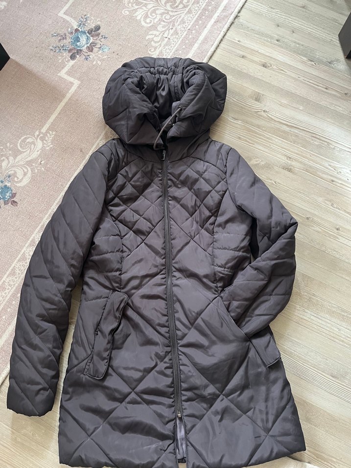 Koton Kadın Gri Kapüşonlu Suni Kumaş Kışlık Mont - Görsel 2