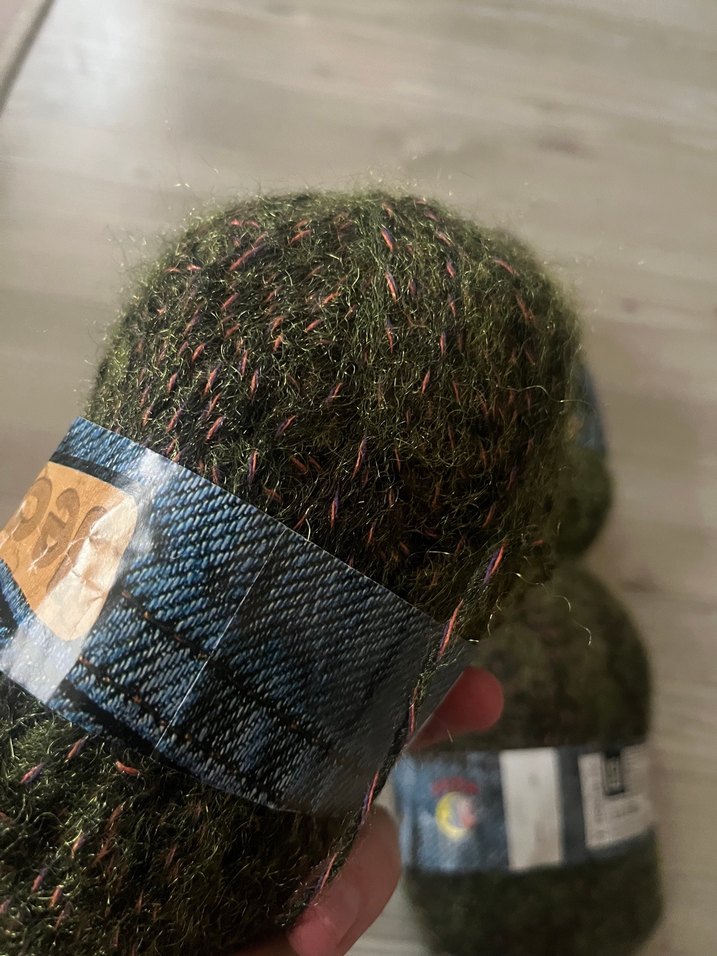 Yeşil Tüylü El İşi İplik Seti - Görsel 2