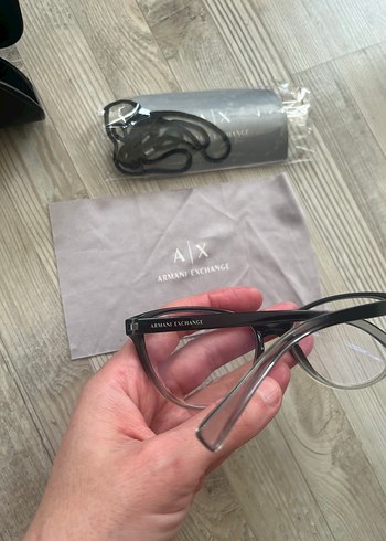 Armani Exchange Şeffaf Gri Kadın Gözlüğü - Görsel 9