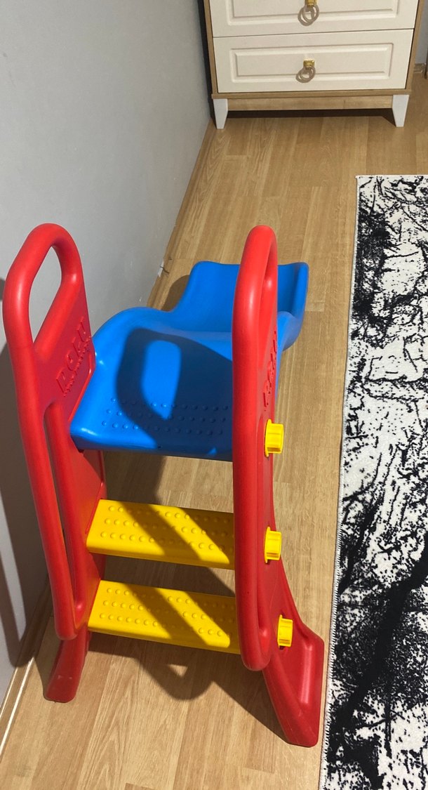 Renkli Plastik Çocuk Kaydırağı - Görsel 2