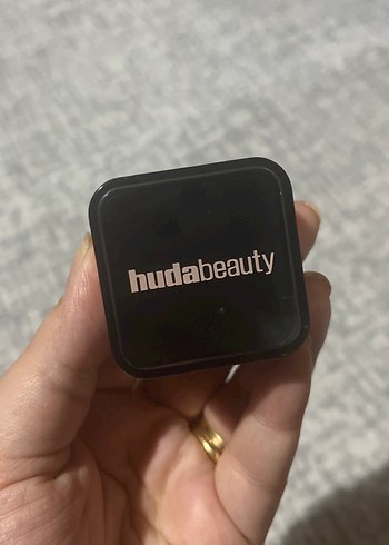 Huda Beauty