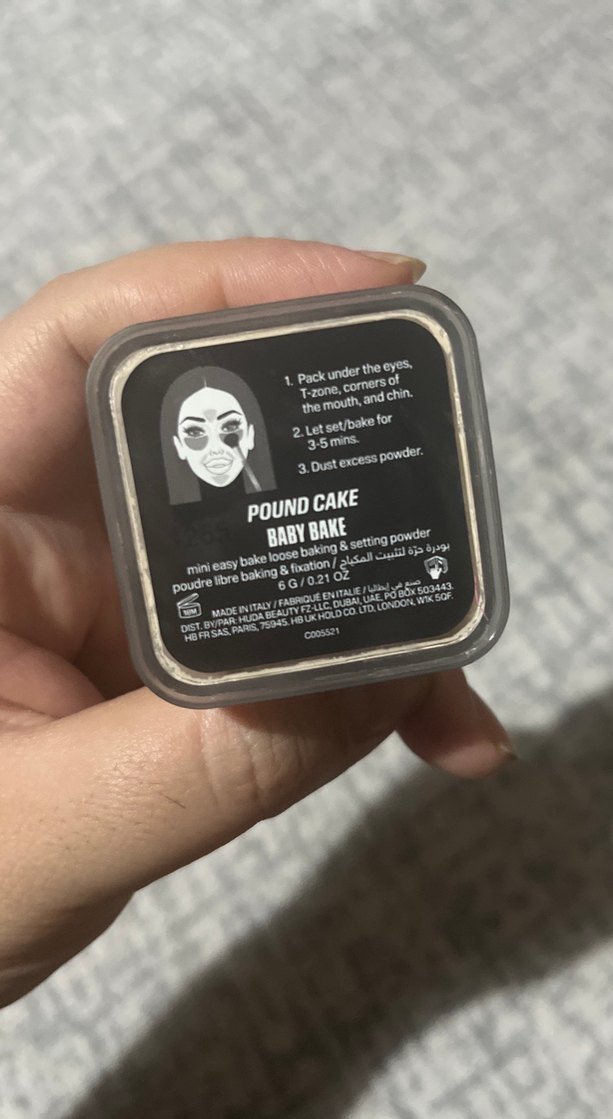 Huda Beauty pound cake pudra - Görsel 4