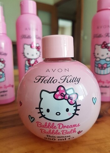 Beden ADET 300 TL / Hello Kitty Şampuan veya Duş Jeli