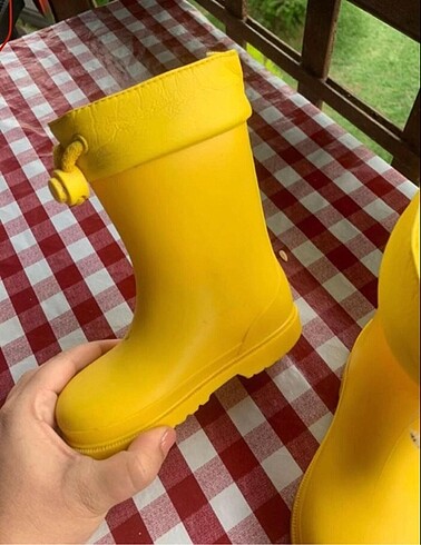 22 Beden sarı Renk İgor çizme