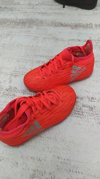 28 Beden Adidas halısaha krampon