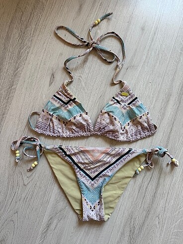 Roxy bikini takımı