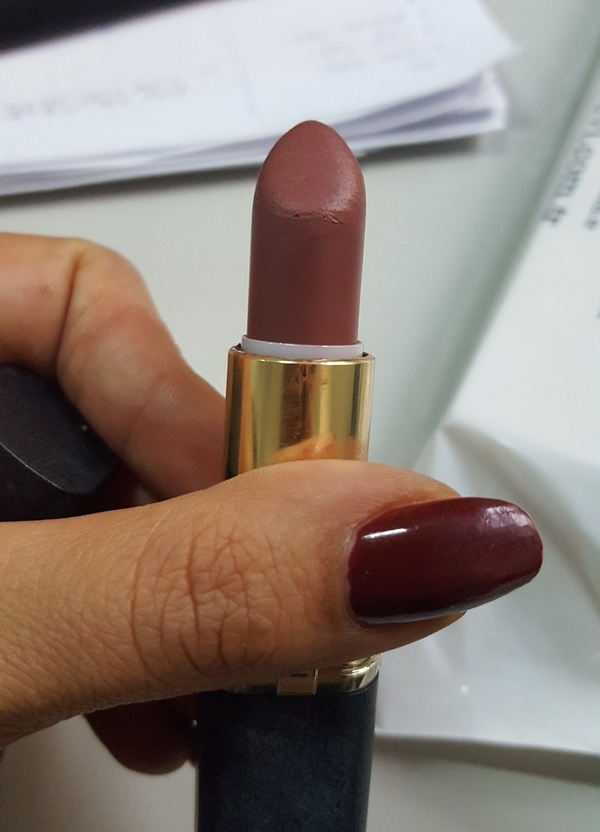 Loreal Mat Ruj Max Factor Makyaj 69 İndirimli Gardrops
