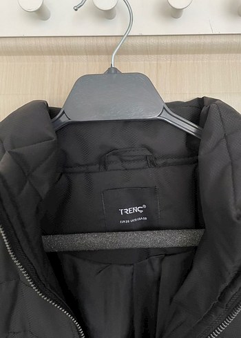 Siyah Kemerli Uzun Kadın Kışlık Mont - Görsel 4