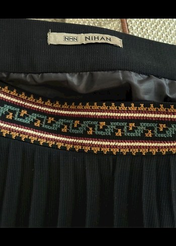 Siyah Piliseli Uzun Etek - Görsel 4