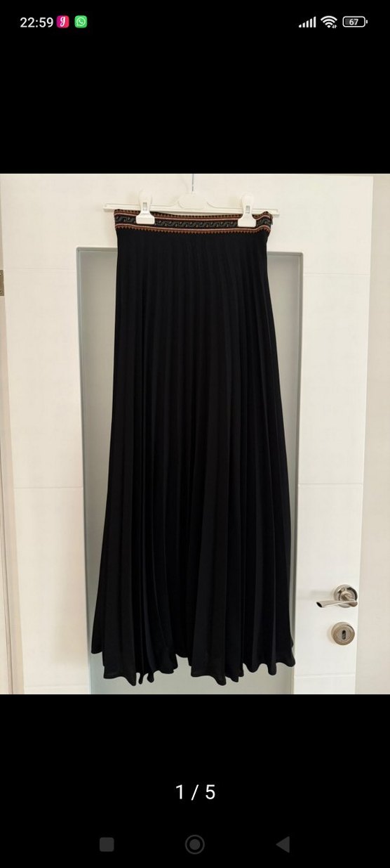 Siyah Piliseli Uzun Etek - Görsel 2