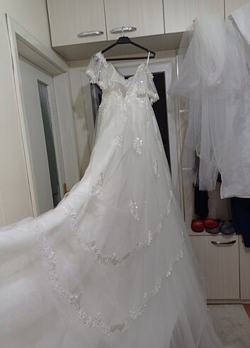 Straplez / Askılı İşlemeli Gelinlik  - Görsel 7