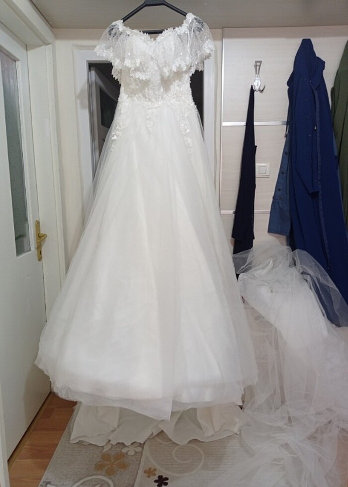 Straplez / Askılı İşlemeli Gelinlik  - Görsel 3