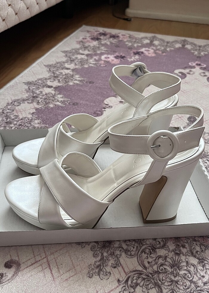 Gelin Ayakkabısı Sedef Kırık Beyaz kalın topuklu ayakkabı - Görsel 3