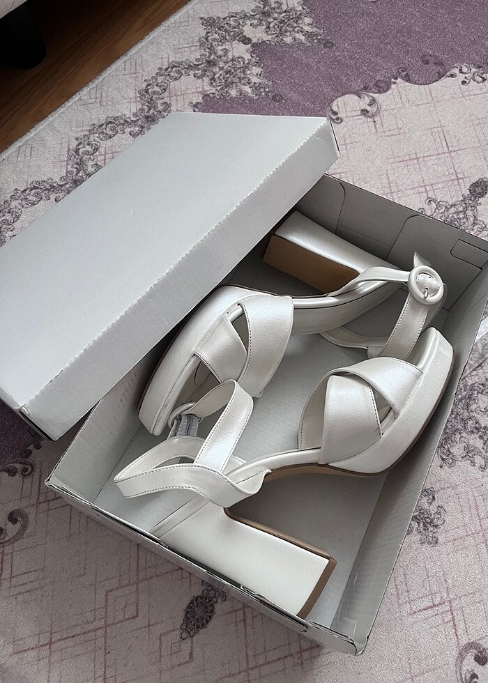 Gelin Ayakkabısı Sedef Kırık Beyaz kalın topuklu ayakkabı - Görsel 5