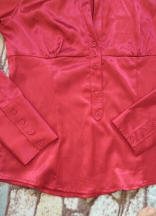s Beden kırmızı Renk Zara saten kırmızı bluz gömlek