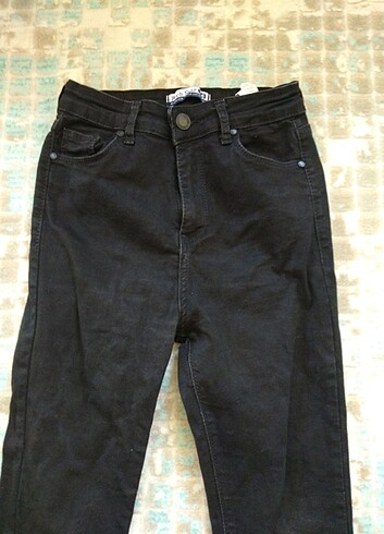 34 Beden siyah Renk Siyah Jean pantolon skinny 