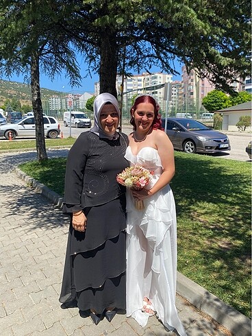 Beyaz Nikah Elbisesi