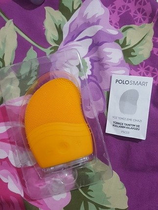 Benefit Cosmetics Polosmart yüz temizleme cihazı