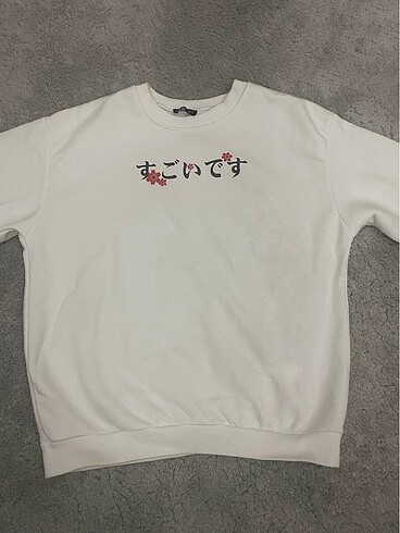 m Beden Beyaz sweatshirt