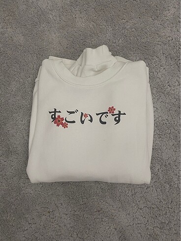Beyaz sweatshirt