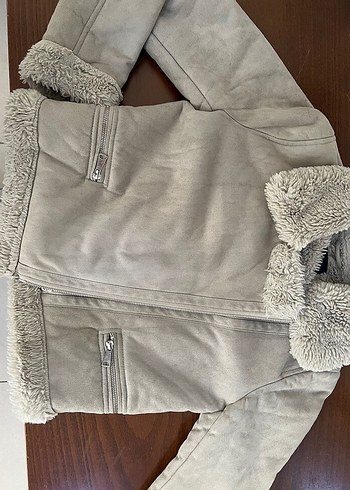 Pullu and bear Bej Süet Kadın Kürklü Ceket - Görsel 4