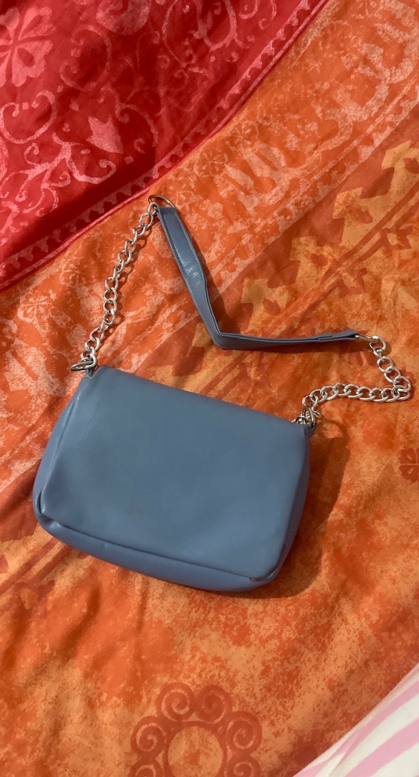 Zincir Detaylı Mavi Deri Kadın Çanta - Görsel 3