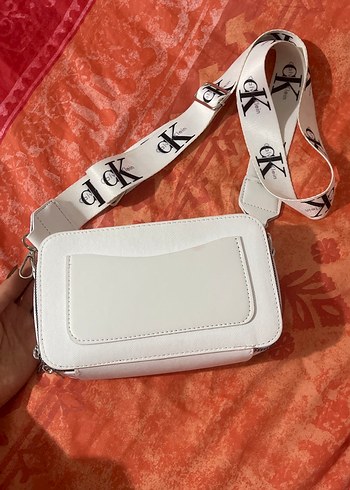 Beyaz Deri Kadın Çapraz Askılı Çanta - Görsel 2