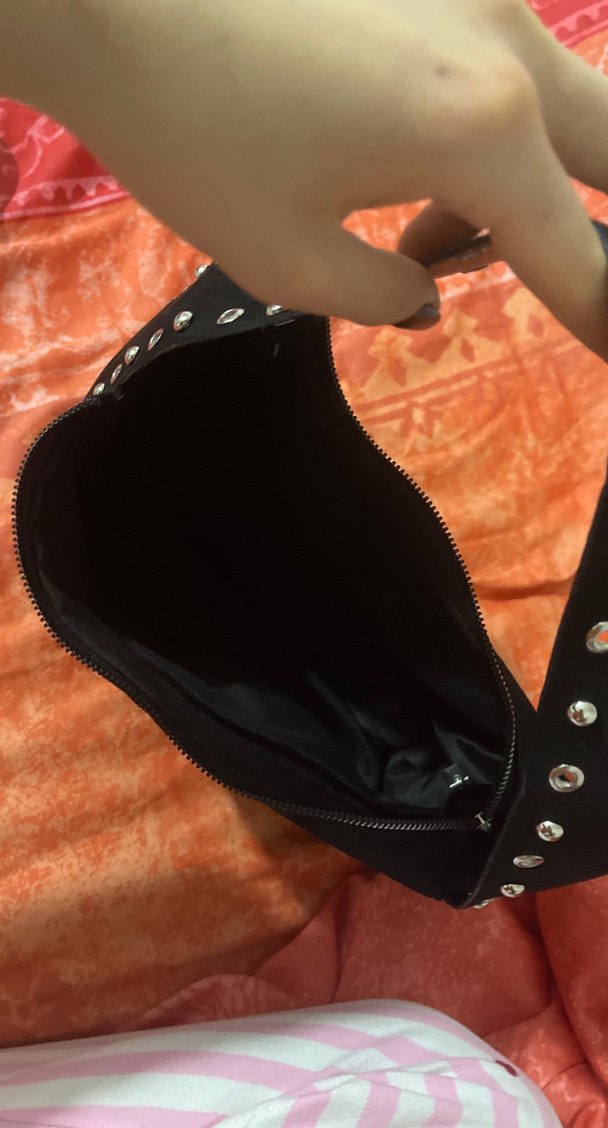 Siyah Süet Kemerli Gotik Kadın Çanta - Görsel 3