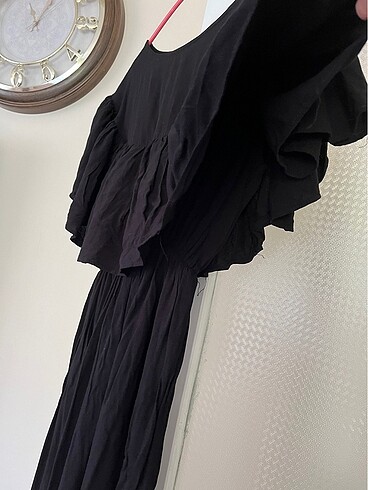 l Beden siyah Renk Fırfırlı elbise