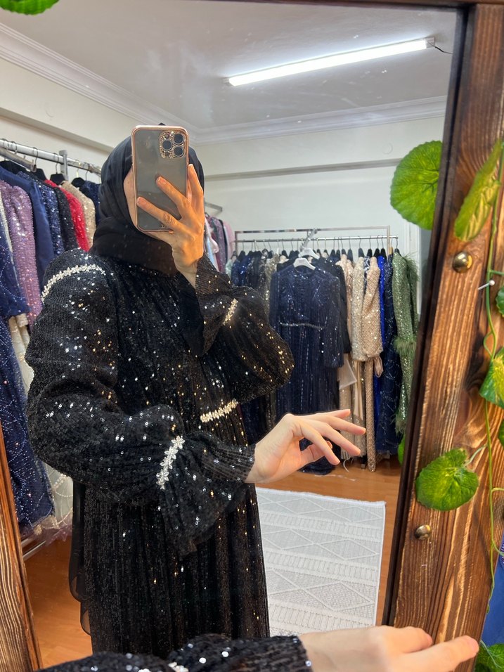 Uzun Siyah Payetli Tesettür Abiye Elbise - Görsel 3