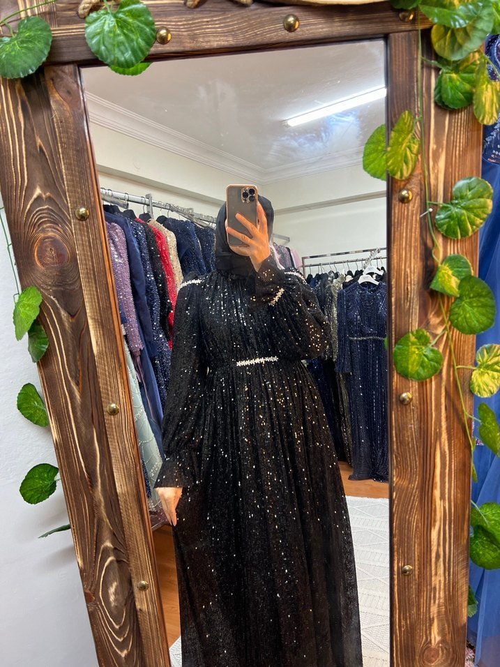 Uzun Siyah Payetli Tesettür Abiye Elbise - Görsel 2