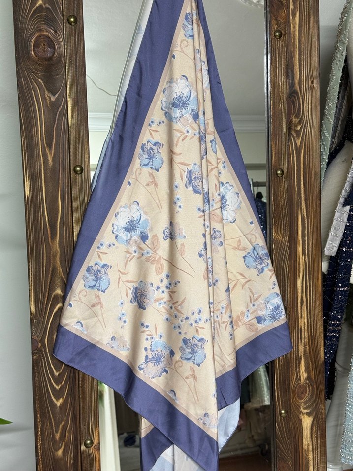 Desenli şal fular - Görsel 3